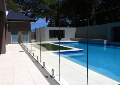 1 Glass Pool Fence  1 IhDoL6fs