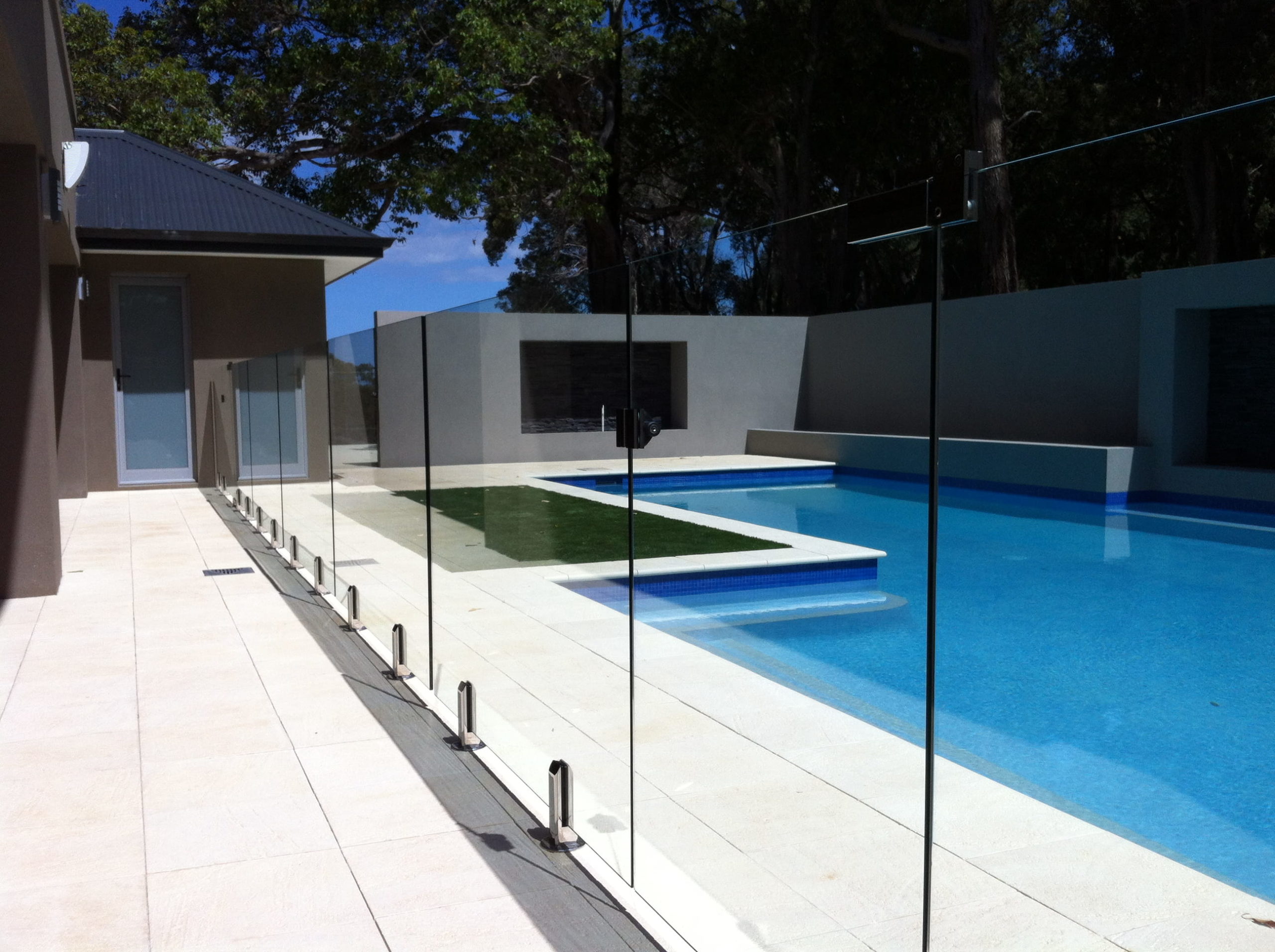 1 Glass Pool Fence  1 IhDoL6fs