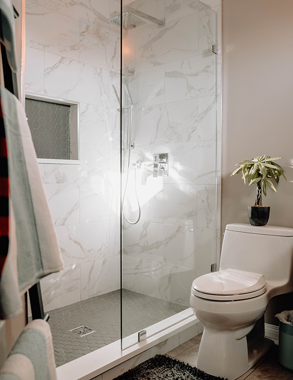 The-Pros-and-Cons-of-Frameless-Shower-Screen-Doors-1